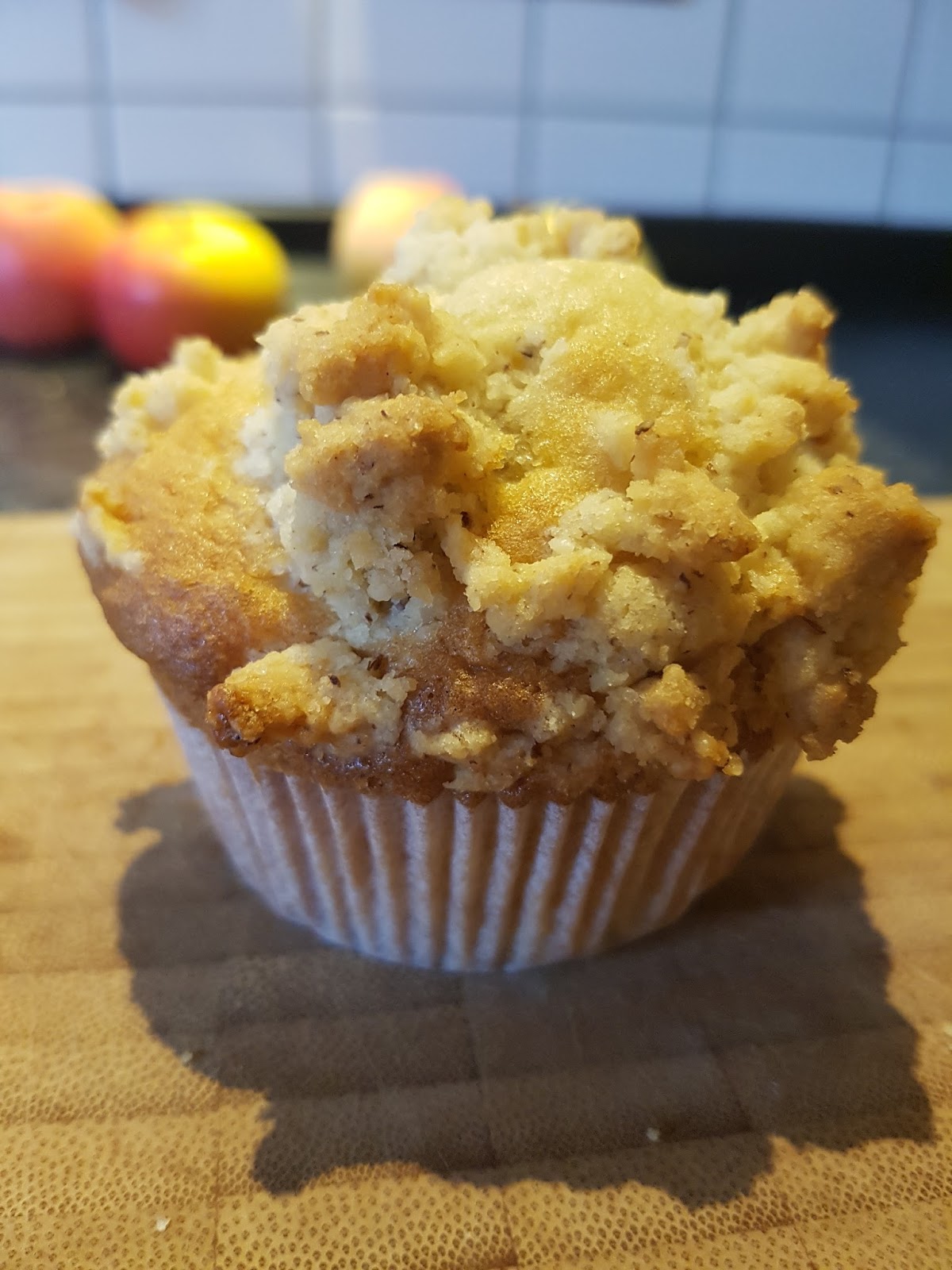 Apfelmuffins mit Haselnuss-Streuseln – Thank god it&amp;#39;s cakefriday